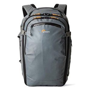 Lowepro HighLine BP 300 AW - Weatherproof & rugged 22-liter daypack