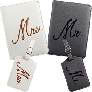2 Pieces Mr and Mrs Bridal Luggage Tags and Passport Covers