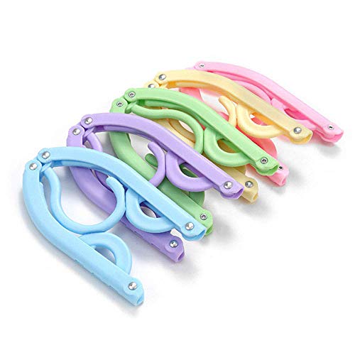 Set of 10 colorful, foldable travel hangers with anti-slip design, ideal for keeping clothes organized while traveling.